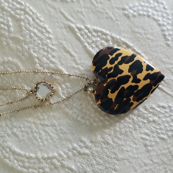 Vintage Betsey Johnson Leopard Print Heart Necklace - Picture 2 of 10